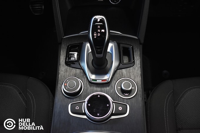 ALFA ROMEO Stelvio 2.2 Turbodiesel 160 CV AT8 RWD Business